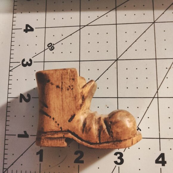 Vintage Hand Carved Wooden Boot Shoe Figurine Miniature Rustic Lodge Cabin Decor - Picture 6 of 9